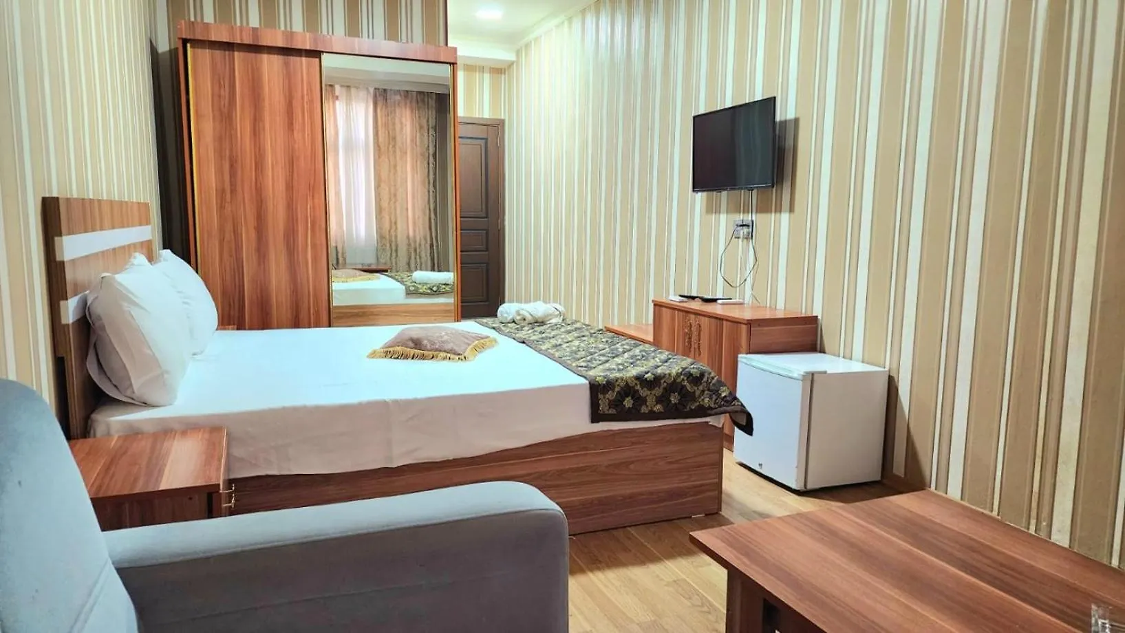 Old City Center Hotel Baku 3*,