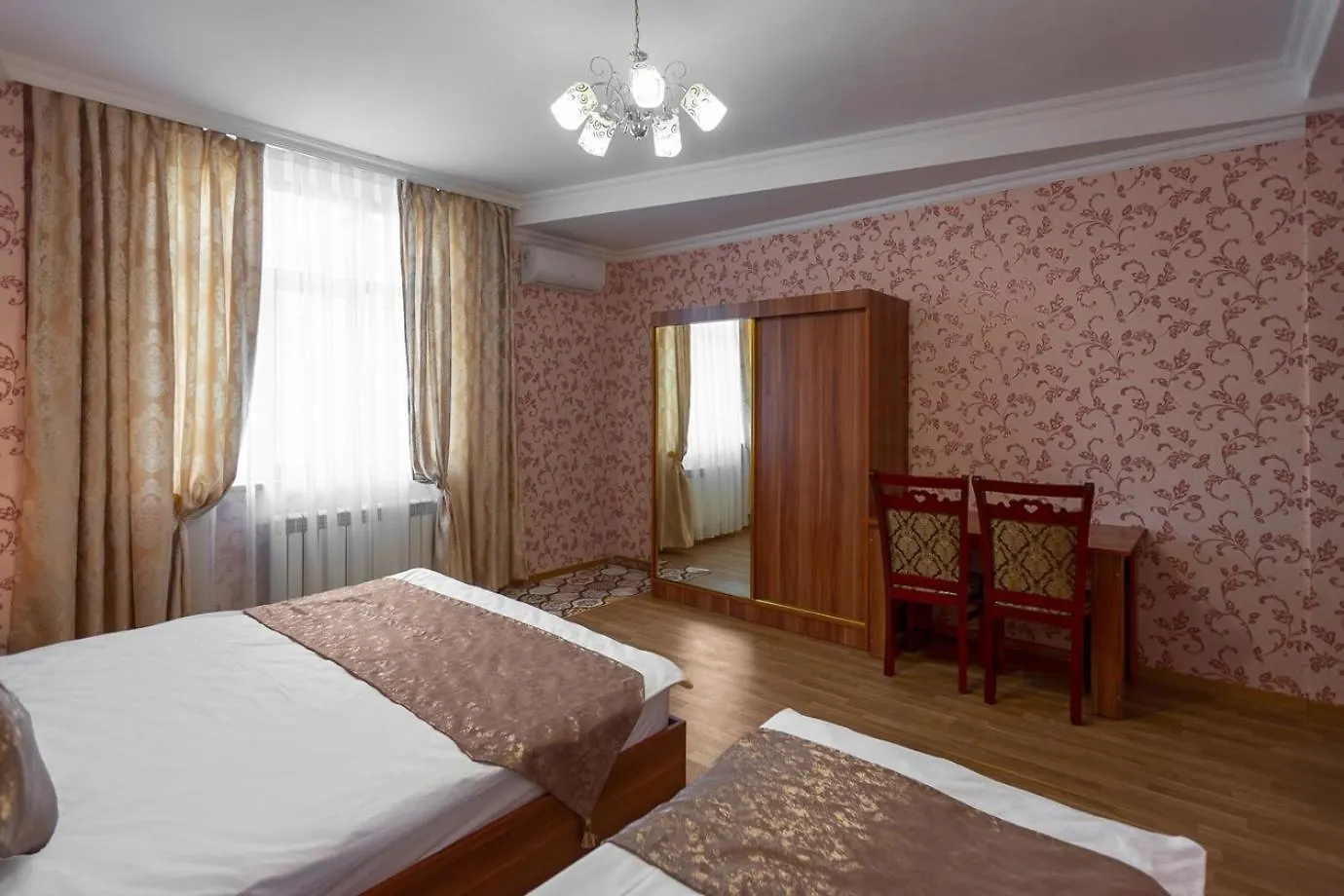 Old City Center Hotel