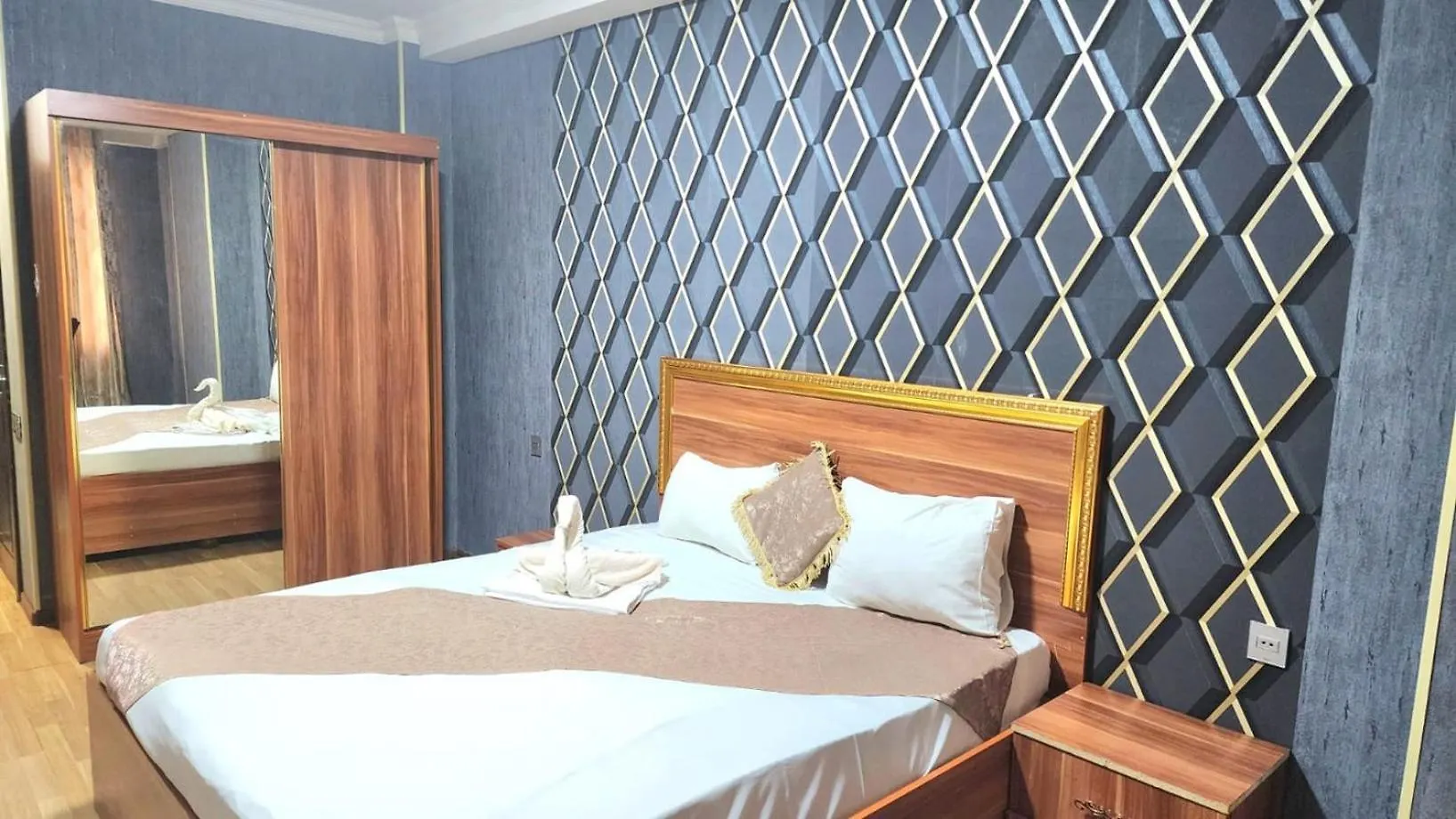 Old City Center Hotel